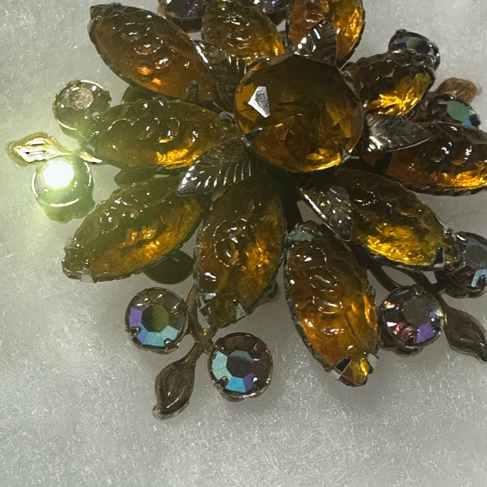 Vintage Amber Crystal Floral Brooch 1950s - Picture 4 of 16
